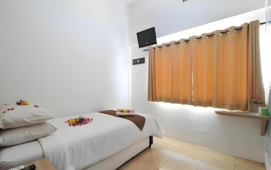Guest House Nozz Semarang Eksteriør billede
